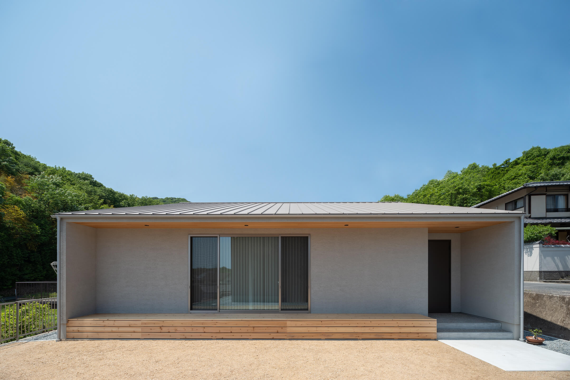 シンプルで落ち着いた平屋の家
