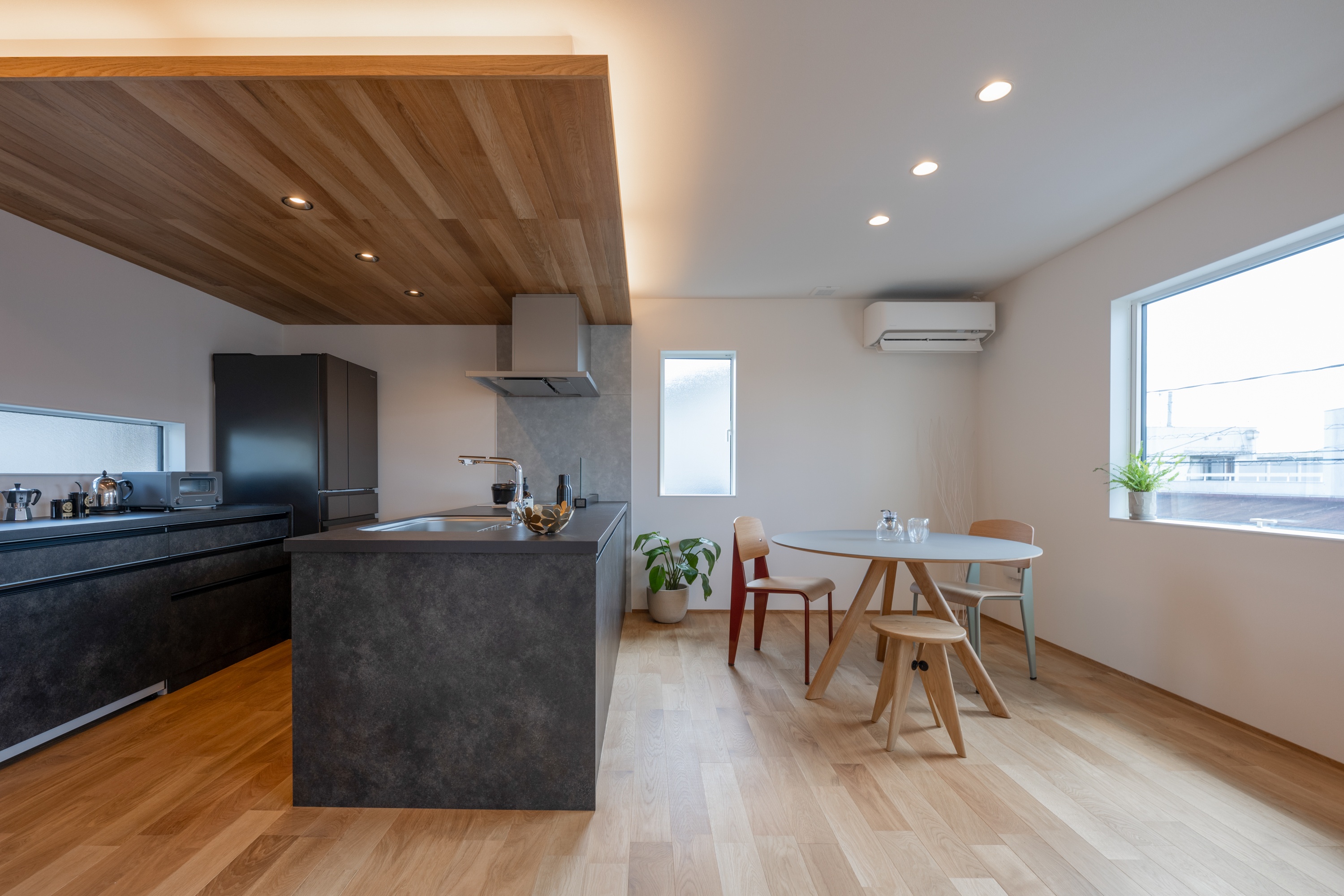 ダイニングキッチンレイアウトは「独立型」「接続型」のどちらが良い？